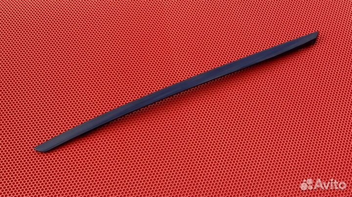 Молдинг лобового стекла правый citroen c4