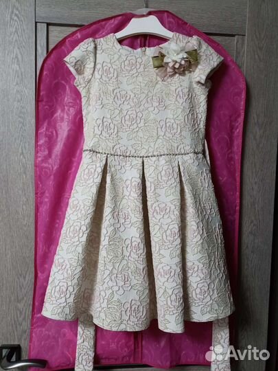 Платье нарядное