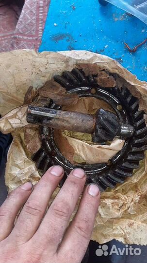 Коническая шестерня в паре