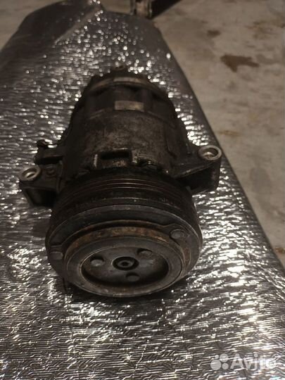 Компрессор кондиционера BMW 3 E46 рест. 2003