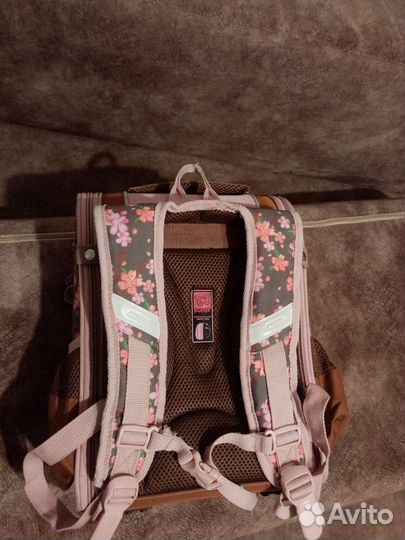 Рюкзак школьный для девочки
