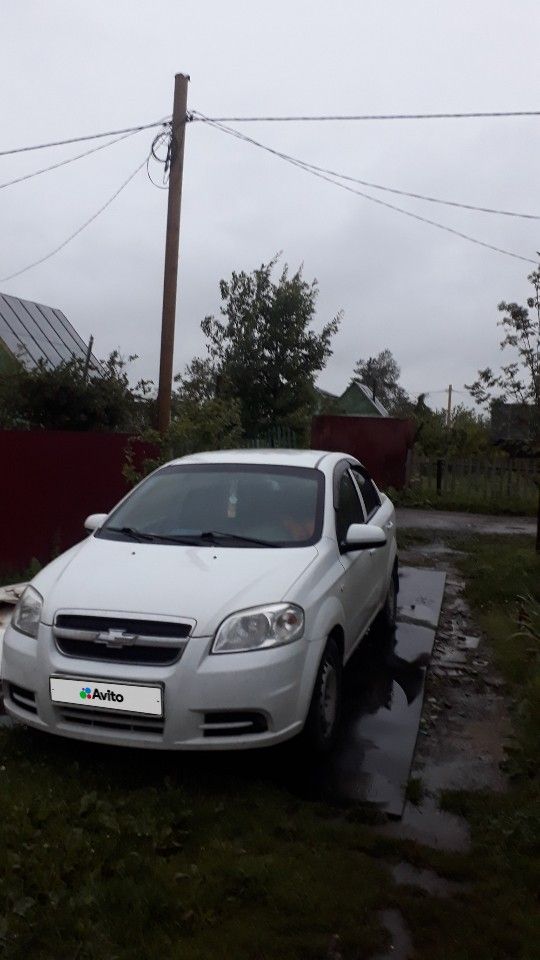 Chevrolet Aveo: фото владельца