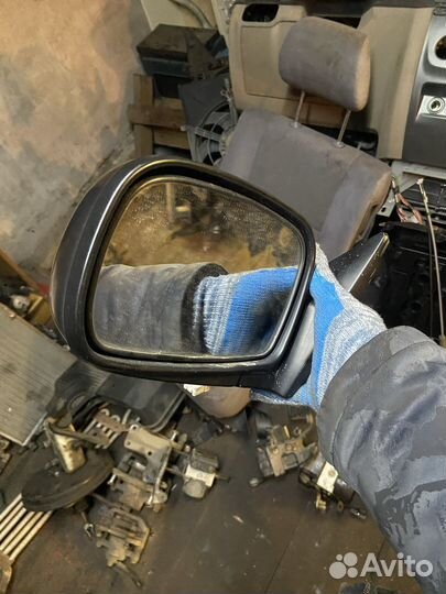 Зеркало левое Kia Sportage 1
