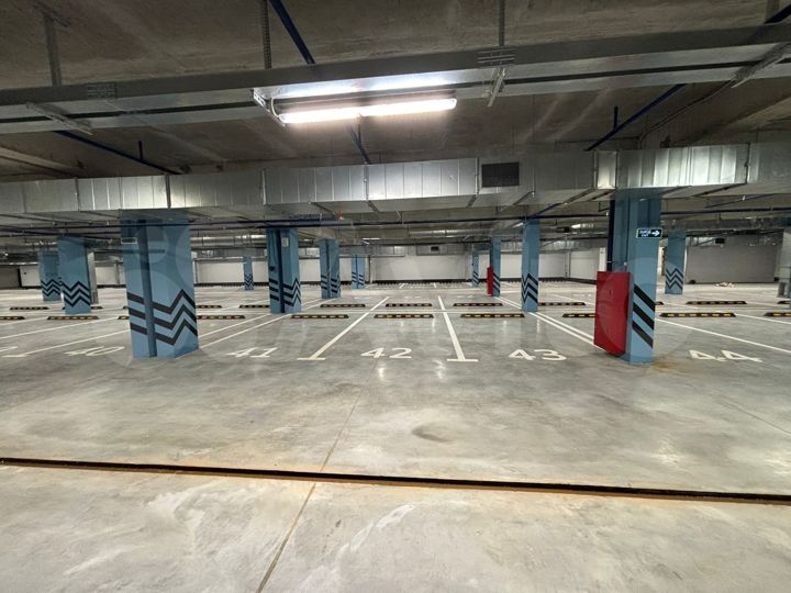 Машиноместо, 13 м²