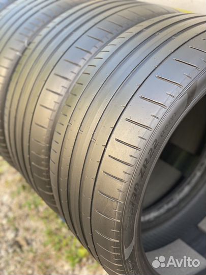 Pirelli P Zero PZ4 285/30 R22