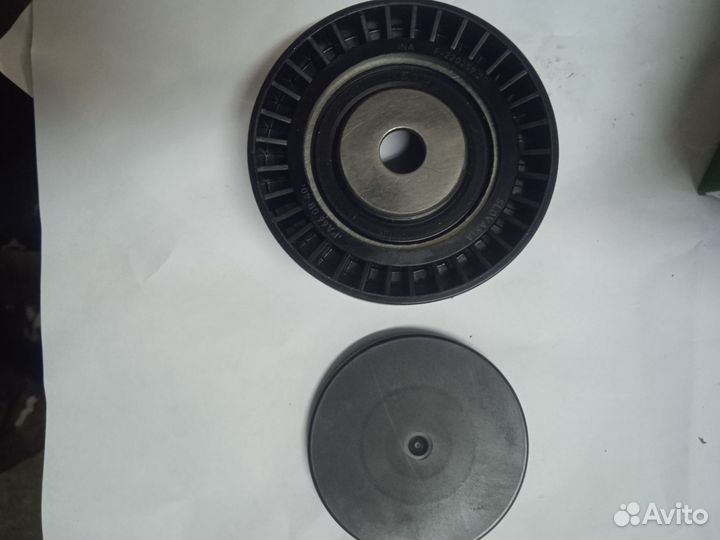 Натяжной ролик BMW