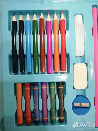 Набор юного художника