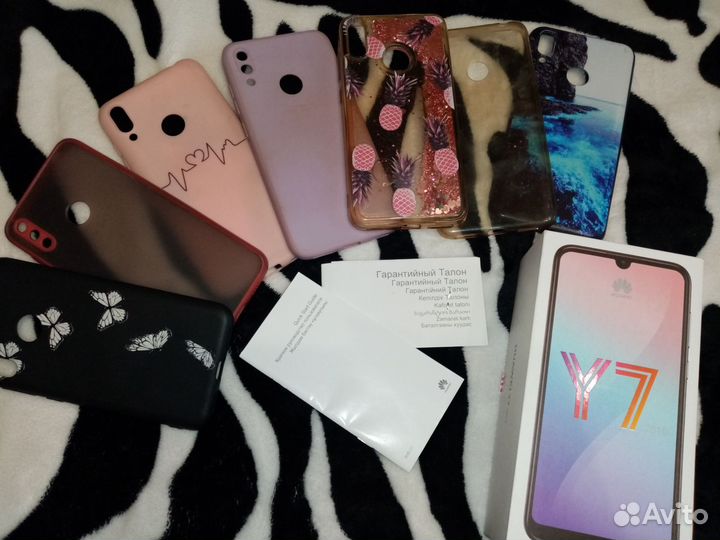 HUAWEI Y7 (2019), 3/32 ГБ
