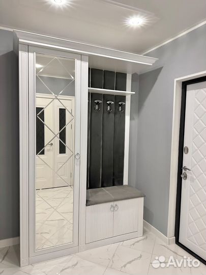Шкаф для прихожей 
