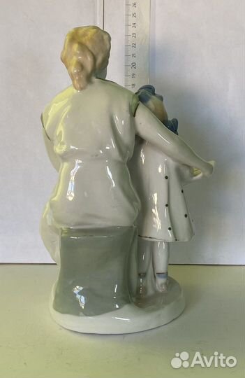 Фарфоровая статуэтка Первая Буква зхк Полонне