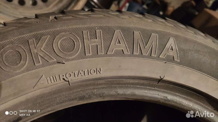 Yokohama IceGuard Stud IG65 245/50 R18 104T