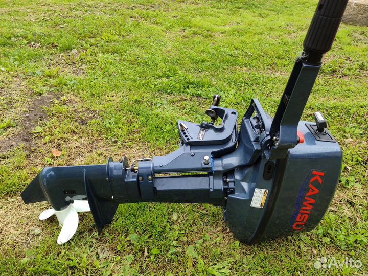 Лодочный мотор Камису9.8