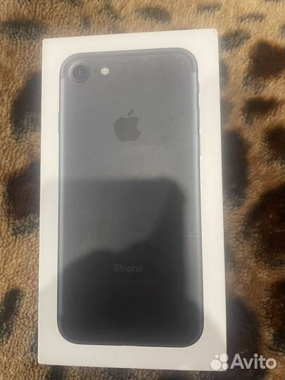 iPhone 7, 32 ГБ