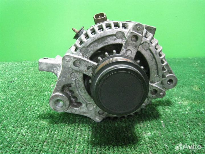 Генератор Toyota Auris E150 2010