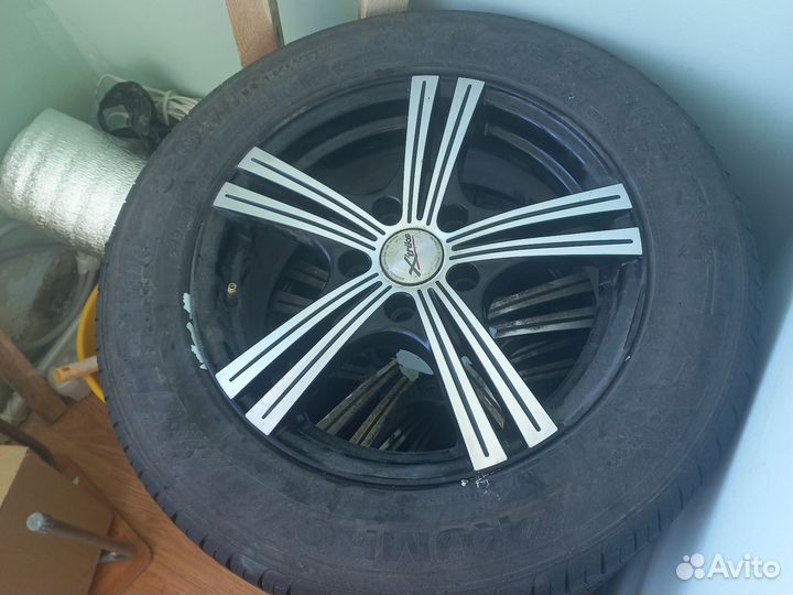 Kumho Ecowing ES01 KH27 215/60 R16