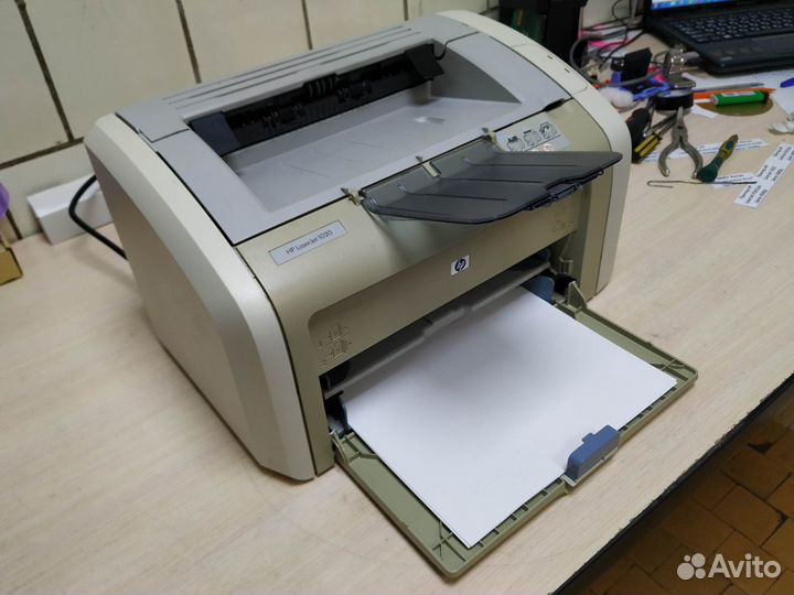 Принтер HP LaserJet 1020
