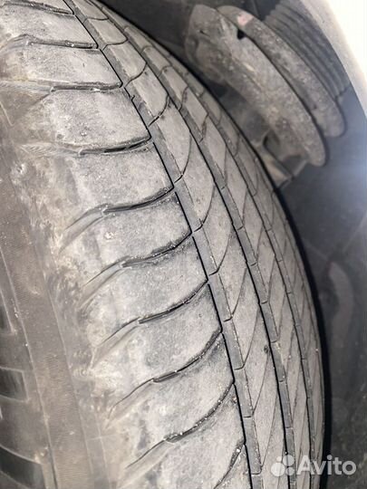 Michelin Primacy 4 235/50 R19