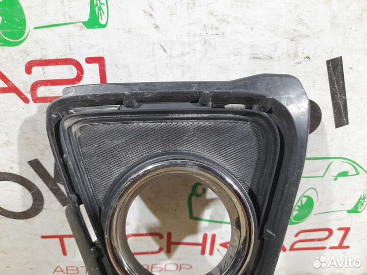 Накладка птф правая Toyota RAV 4 CA40 (2015-2019)