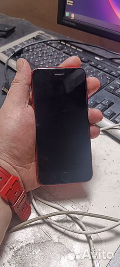 iPhone se2020 64gb red б/у