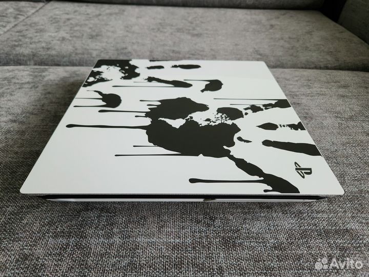 Sony PS4 Pro Death Stranding Limited Edition