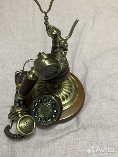 Телефонный аппарат ретро
