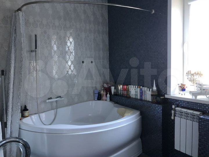 Дом 250 м² на участке 6 сот.