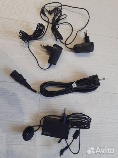 Зарядные устройства, соединительные провода