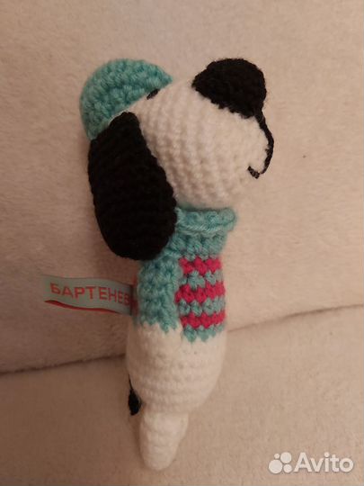 Вязаная игрушка Собачка в шапочке