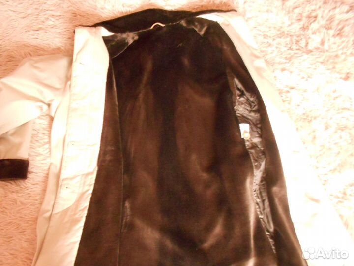 Плащ пальто