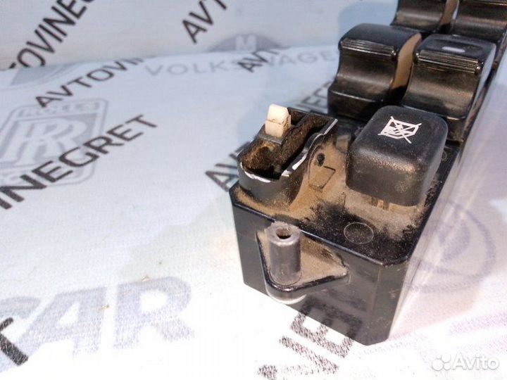 Блок управления стеклоподъемник Mitsubishi Lancer