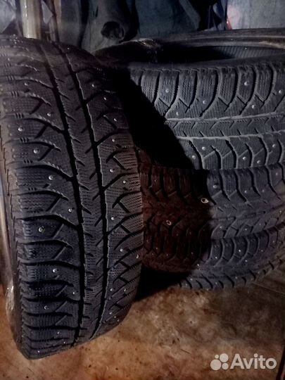 Bridgestone Ice Cruiser 7000S 185/65 R15 88T