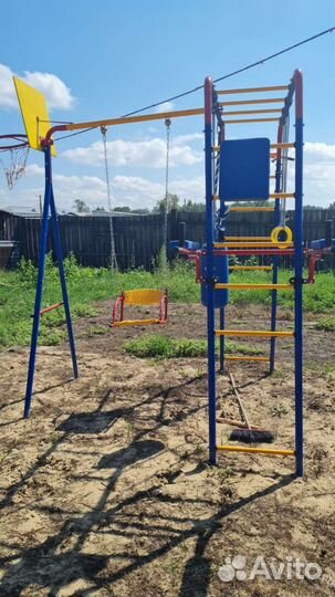 Детская спортивная площадка уличная