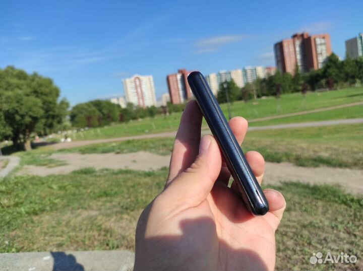 Philips Xenium E169 Dual sim