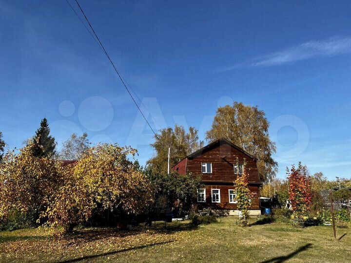 Дом 160 м² на участке 14 сот.