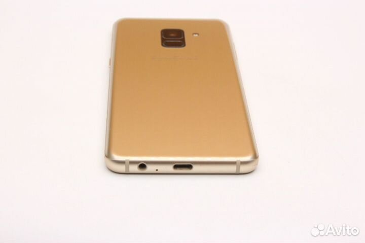 Samsung A530F/DS Galaxy A8 (2018) 32Gb Gold