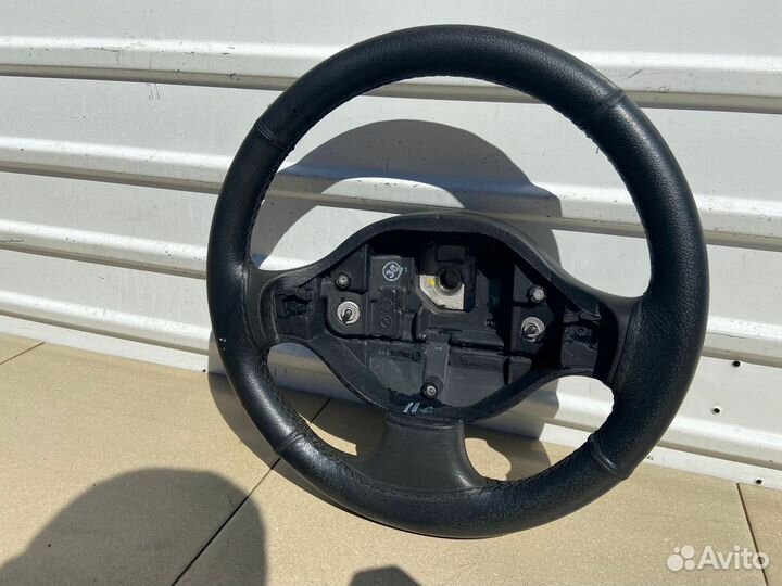 Руль Renault Logan