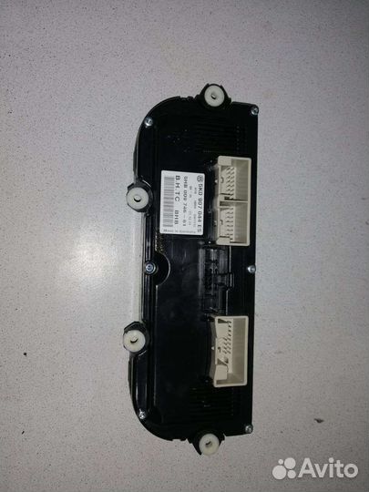 Блок климат-контроля Volkswagen Jetta 6 vag
