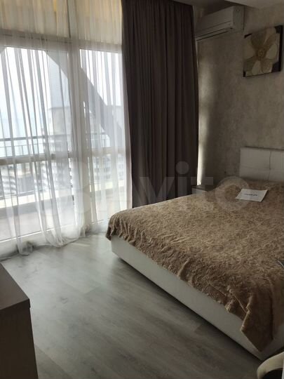 3-к. квартира, 106 м², 14/24 эт.