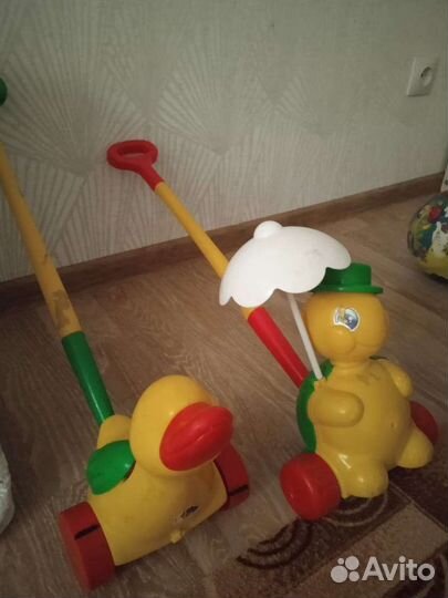 Детская игрушка каталка