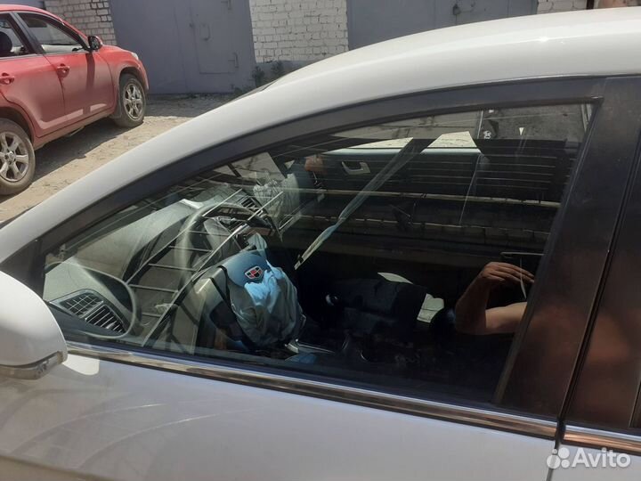 Стекла дверей Джилли Эмгранд EC 7