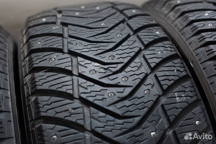 Yokohama Ice Guard IG65 255/55 R19 111T