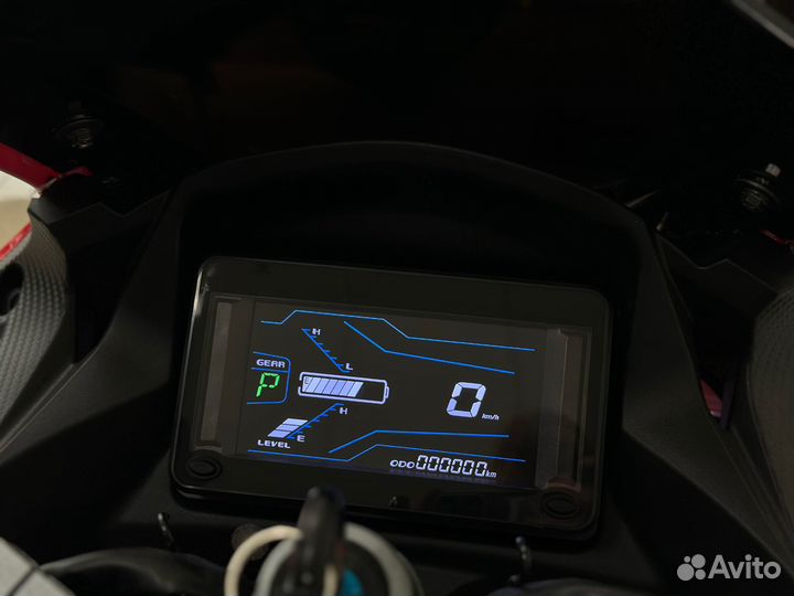 Электромотоцикл BMW RR