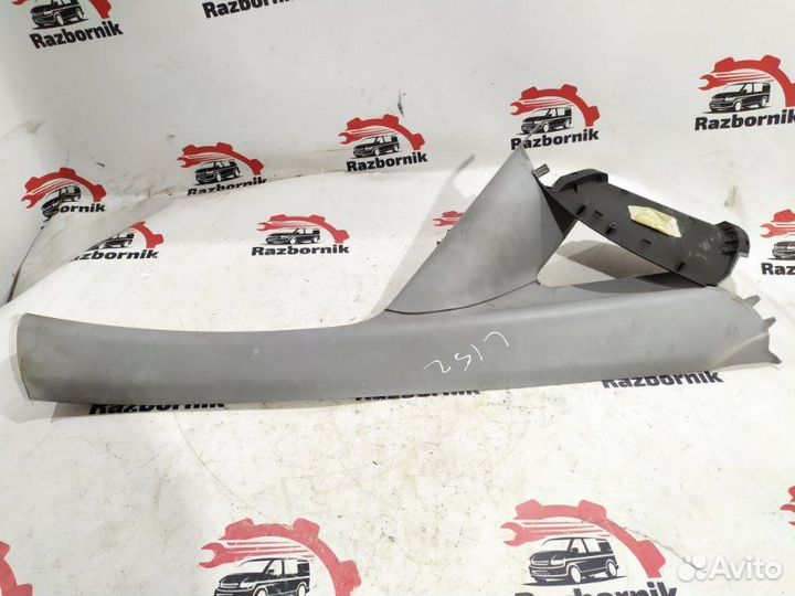 Накладка стойки лобового стекла передняя правая