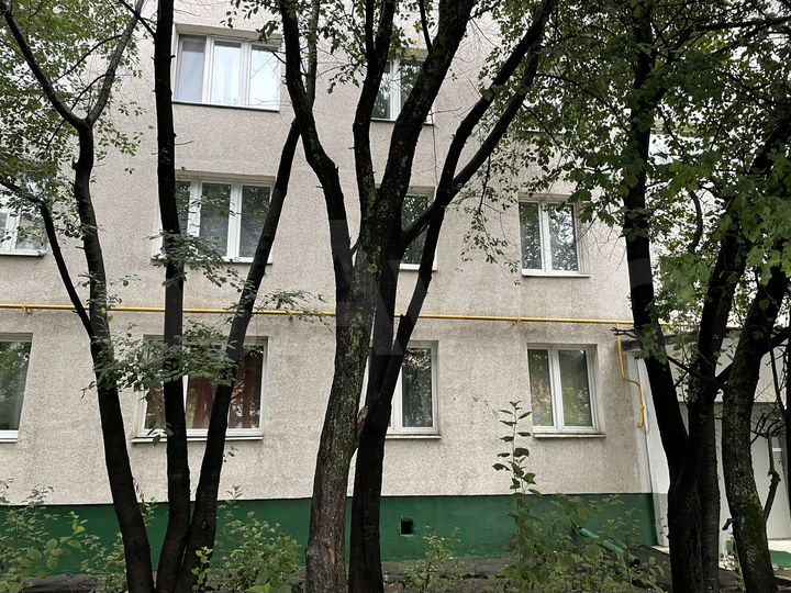 Комната 16,3 м² в 3-к., 1/9 эт.