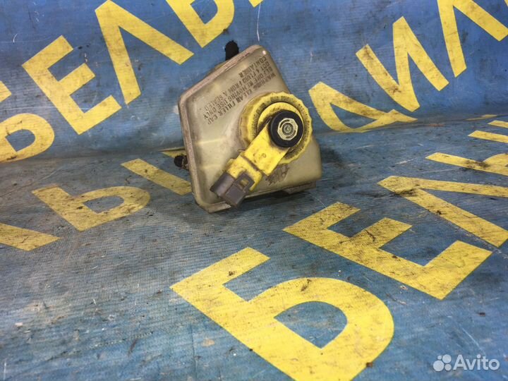 Бачок тормозной жидкости saab 9000