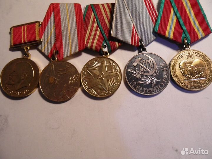 Памятный знаки