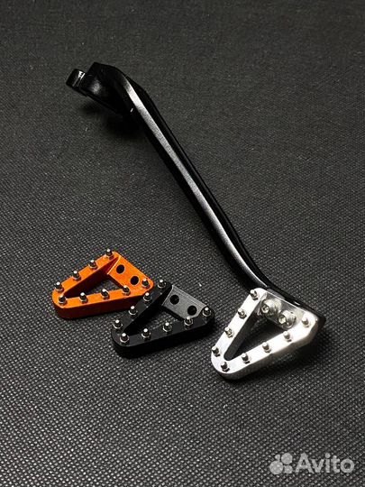 Лапка заднего тормоза на мотоцикл эндуро/кросс