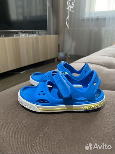 Сандалии crocs c8