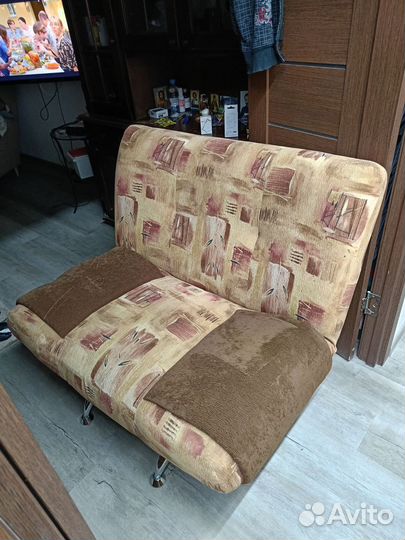 Кресло, полудиван