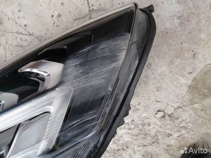 Фара Левая Форд фокус 4 светодиод